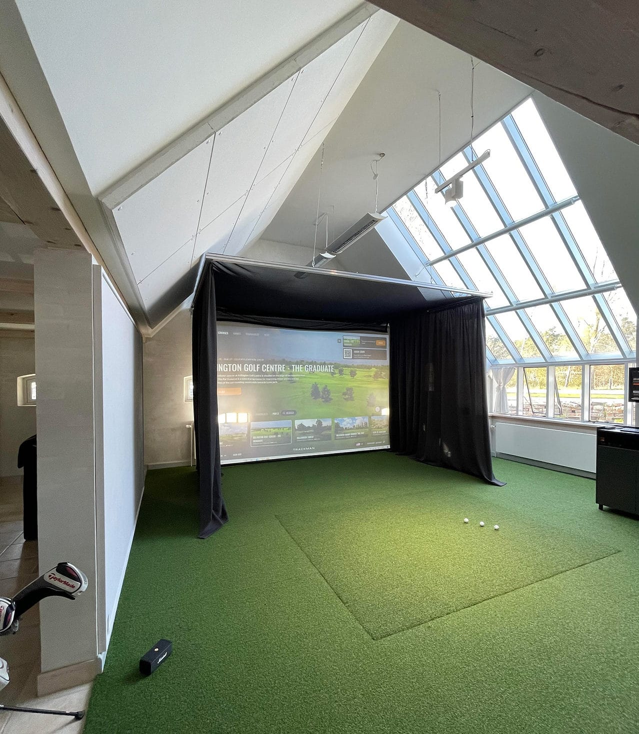 Indoor Golf Partner | TrackMan’s only official simulator partner